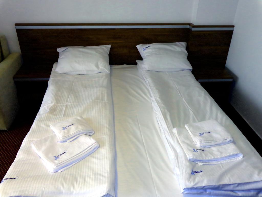 Adamar Jastrzebia Gora Bed & Breakfast Cameră foto