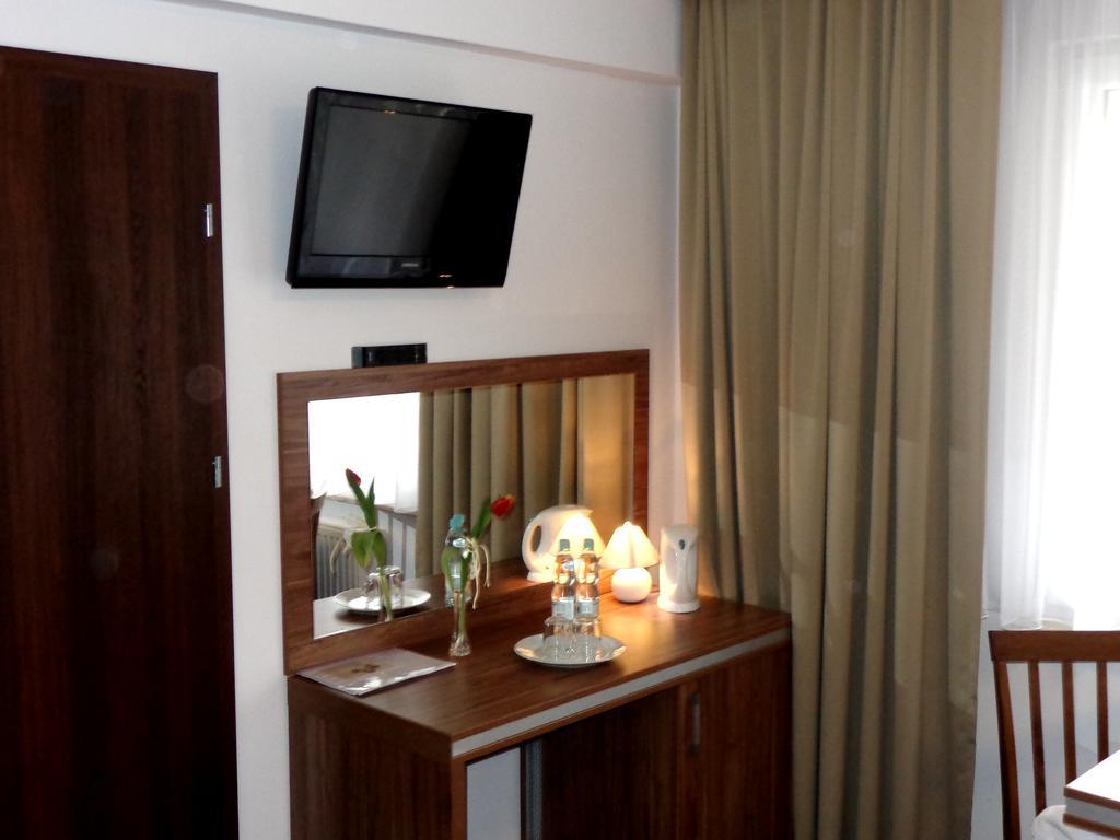 Adamar Jastrzebia Gora Bed & Breakfast Exterior foto
