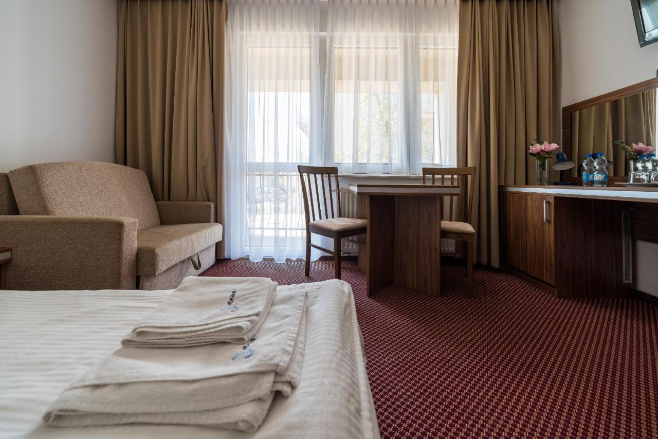 Adamar Jastrzebia Gora Bed & Breakfast Exterior foto