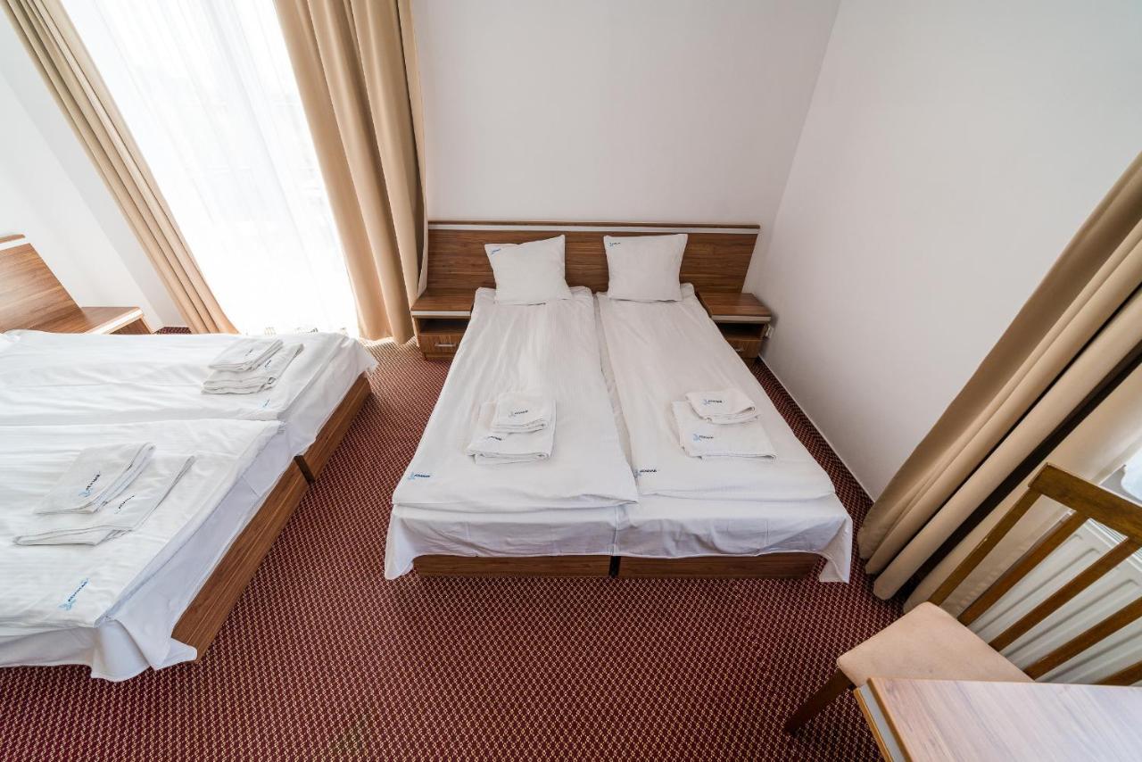 Adamar Jastrzebia Gora Bed & Breakfast Exterior foto