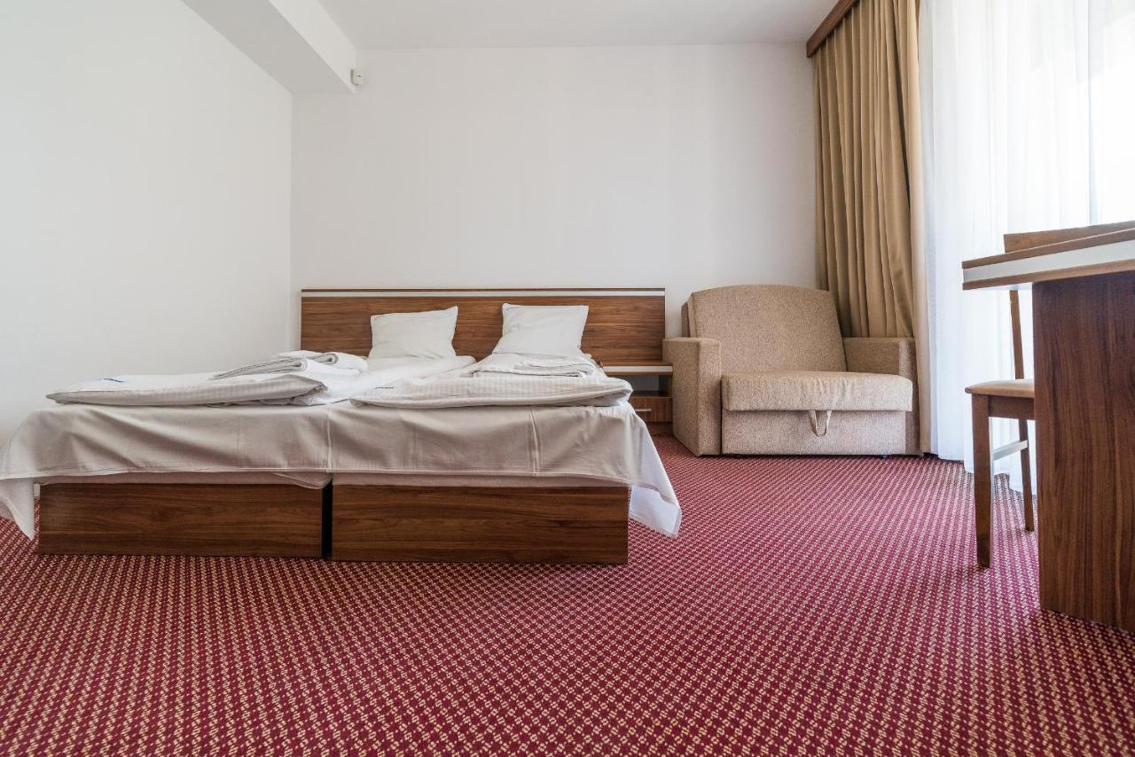 Adamar Jastrzebia Gora Bed & Breakfast Exterior foto
